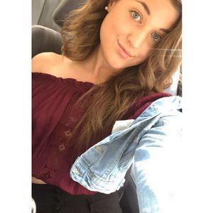 Meet your Posher, Laurelle